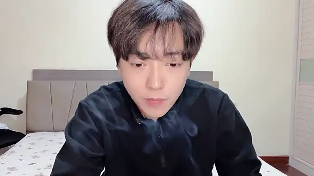 xiaoxiao1025 online show from November 26, 12:52 pm