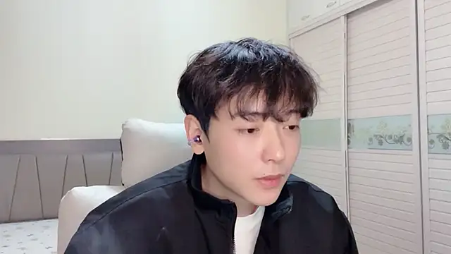 xiaoxiao1025 online show from November 17, 2:09 pm