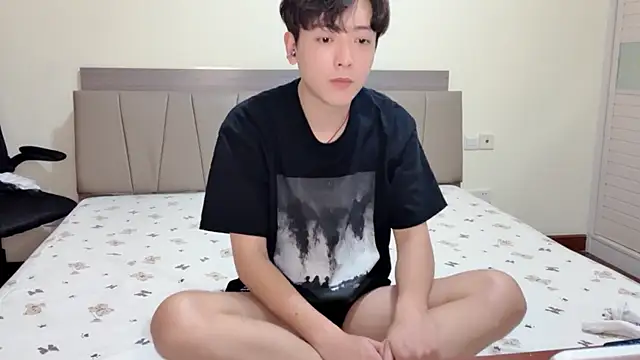 xiaoxiao1025 online show from November 7, 1:25 pm