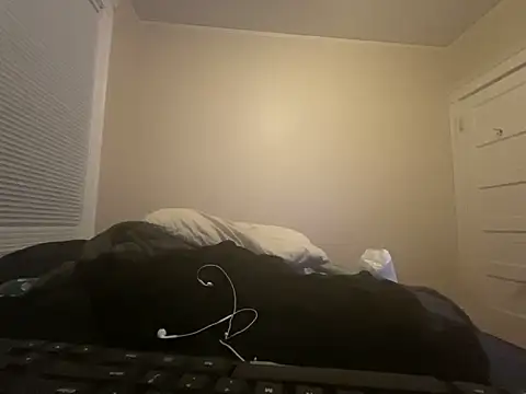 KeepItToMeOnly online show from October 26, 2:35 am