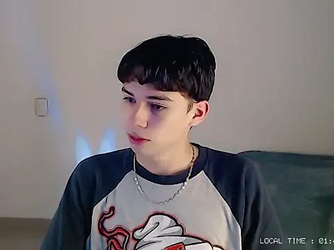 Sett 01 online show from December 14, 6:42 am