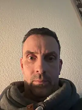 Stefan8254 online show from February 1, 7:01 pm