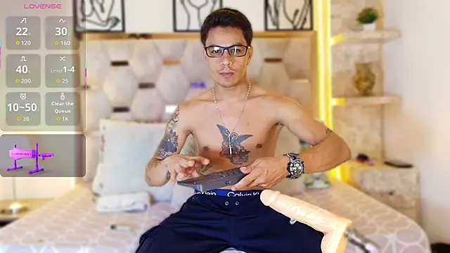 Andrew Haalls online show from November 28, 9:16 pm