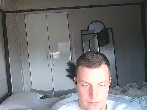 Snapshot of scotsman202513 chatting on October 27, 4:42 pm scotsman202513 online show from October 27, 4:42 pm