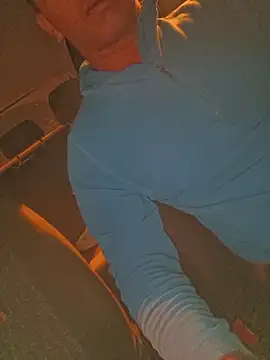 chavalpeludo online show from November 19, 8:20 pm