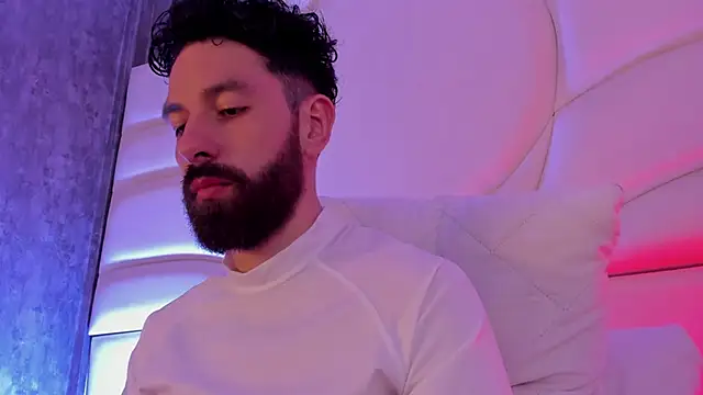 jackfoden01 online show from December 1, 11:57 am