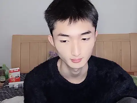 N228 online show from November 8, 9:01 am