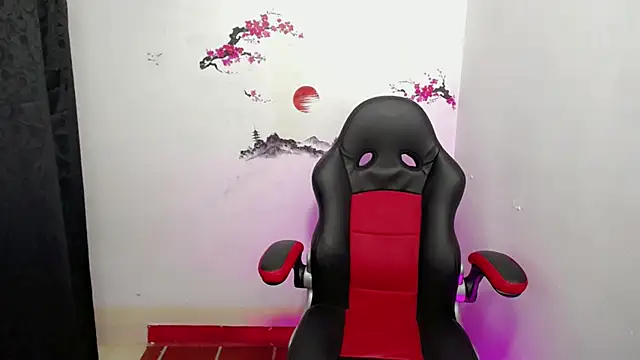 The latin boy online show from November 4, 2:07 pm