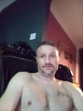 Caliguy36 online show from October 28, 9:17 pm