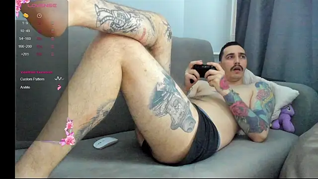 Your hot students online show from November 25, 8:16 am