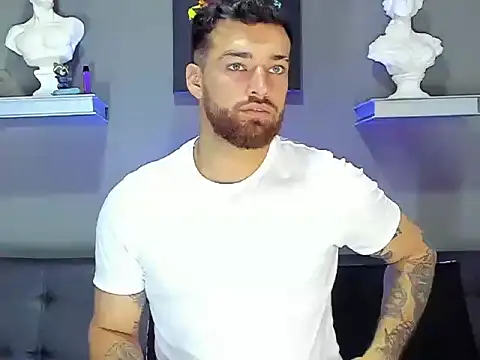 Thorevans2424 online show from November 21, 12:53 am