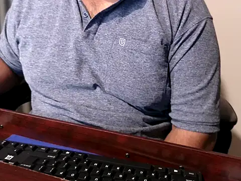 SUN-MON-69 online show from February 11, 10:26 pm