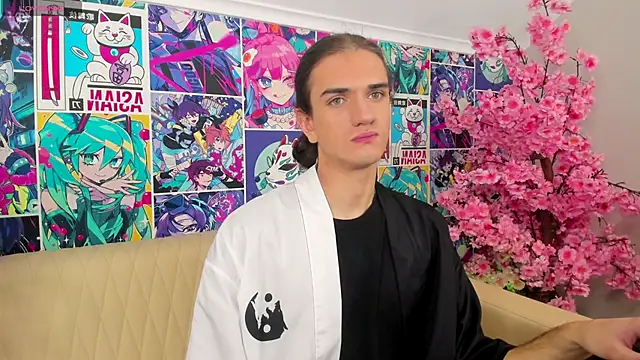 Harvey Hair online show from December 4, 4:47 pm