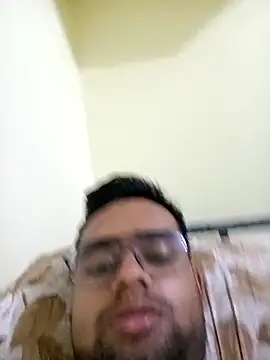 unknownman697856 online show from October 30, 9:49 pm