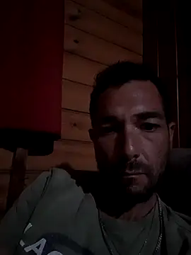 Guilherme30oliv online show from February 22, 4:14 am