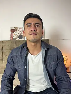 Chris Clarck online show from December 22, 8:39 pm