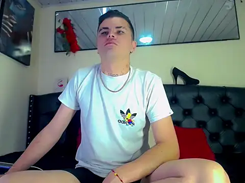 Sebastian Loaiza online show from November 19, 3:39 am