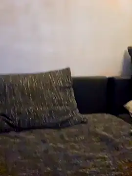 tom tom83 online show from November 2, 11:31 pm