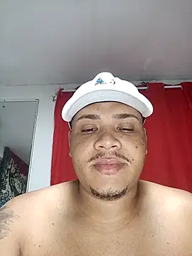 monicaquadro01 online show from November 7, 9:01 am