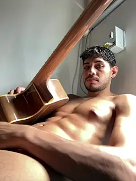 guipariss online show from March 7, 3:21 pm