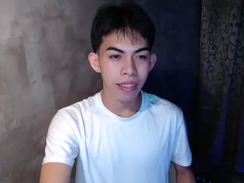 Urhotsilverboy online show from January 11, 2:43 pm