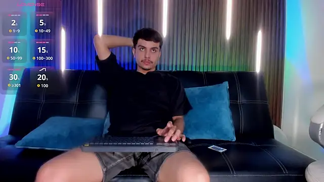 NicolasRey1 online show from November 27, 5:22 am