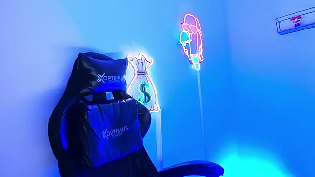 Quetzal coatl  online show from April 6, 11:16 pm