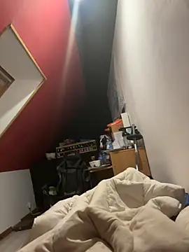 laroutine56backk online show from February 22, 2:24 am