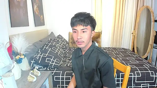 Urloverhardcock online show from April 7, 9:09 am