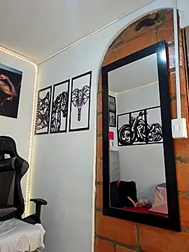 MIKE KILIANjs online show from November 26, 6:44 pm