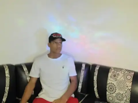 JUANBIGCOCK21CM online show from April 28, 8:24 pm