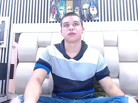 Liam York  online show from November 16, 4:09 pm