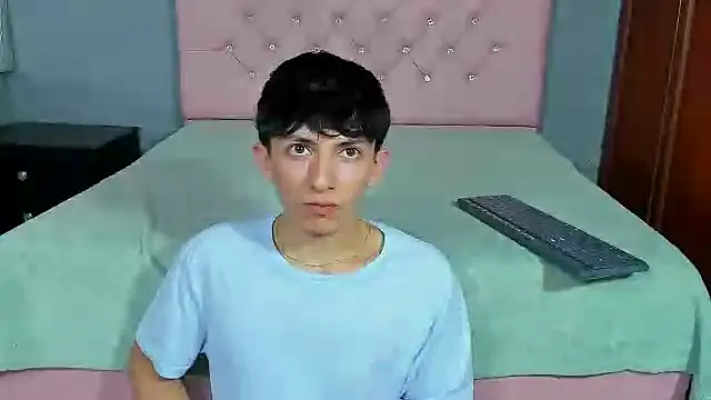 ElanGiraldo online show from January 9, 10:04 pm