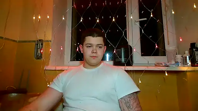 CuteButNaughty  online show from March 2, 8:38 pm