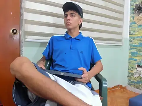 naughty boy Maicoll online show from November 15, 11:34 am