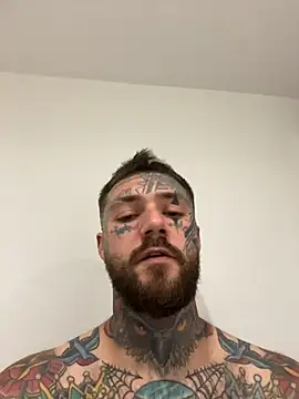 magicmichaell online show from December 3, 10:05 pm