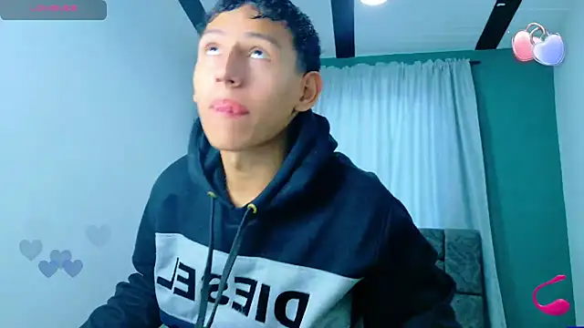 FelipeGonzalezz online show from November 16, 12:51 pm