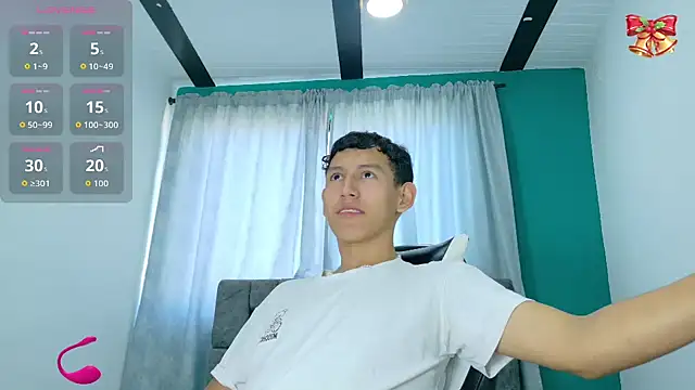 FelipeGonzalezz online show from November 27, 12:53 pm