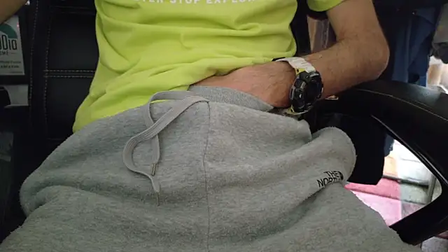 Chrisatmiami online show from March 6, 3:42 pm