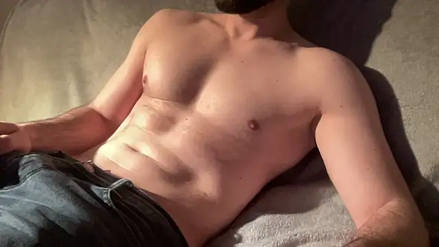 Pmendes98 online show from February 16, 6:28 pm