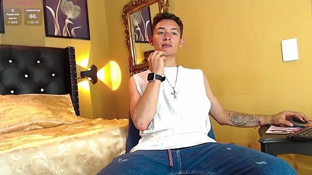 Angell01  online show from November 24, 8:10 pm