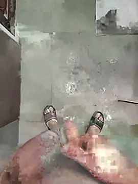 zaginiony1122 online show from December 14, 12:34 pm