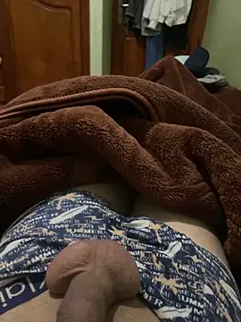 yassssst online show from April 9, 1:14 am