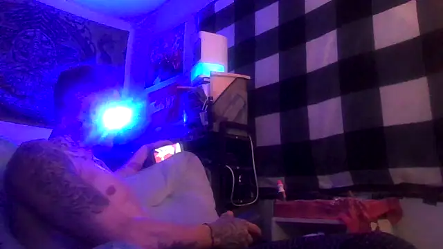 proudleg 223 online show from January 19, 9:33 am