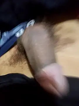 Pussylicker50565 online show from November 22, 9:36 pm