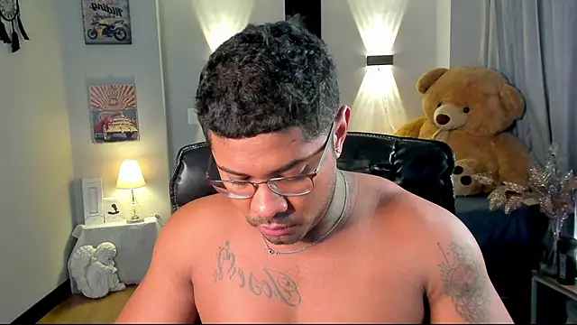 LEONHDZ online show from November 23, 7:52 am