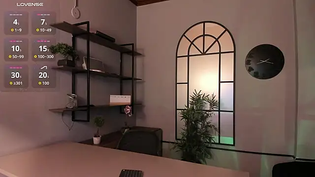 Brandon starkk online show from February 28, 11:42 am