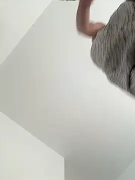 Jhonneeey online show from February 19, 1:18 pm