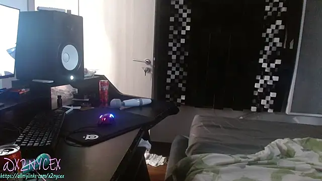 2nycexxx online show from December 23, 8:23 am