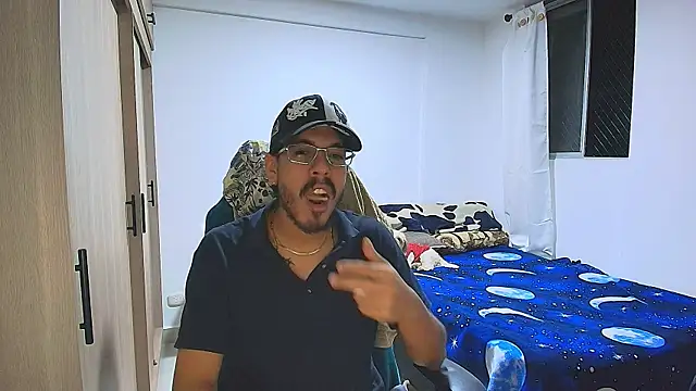 naitt  online show from December 15, 1:35 am